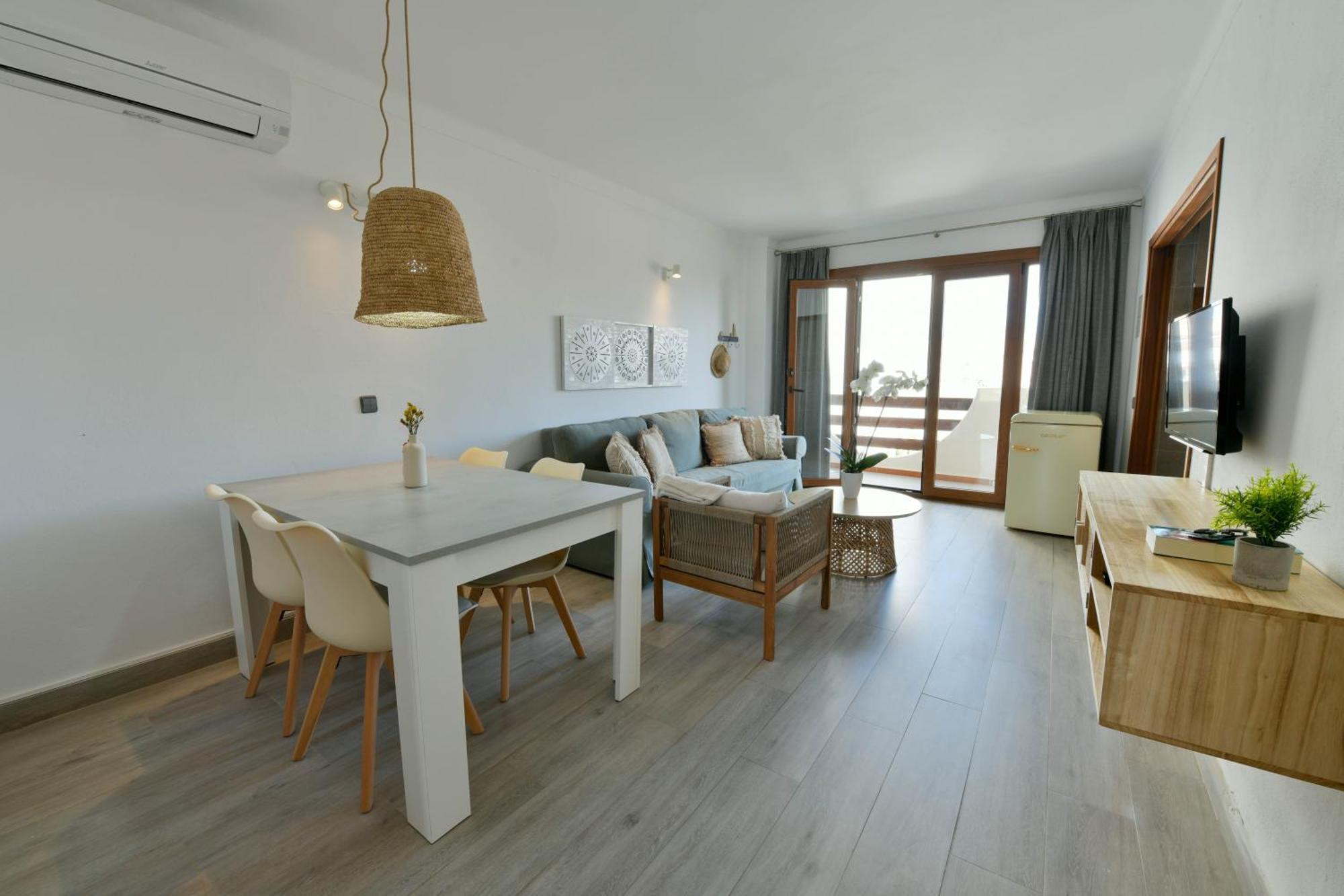 Apartamentos Estanques Colonia de Sant Jordi Luaran gambar