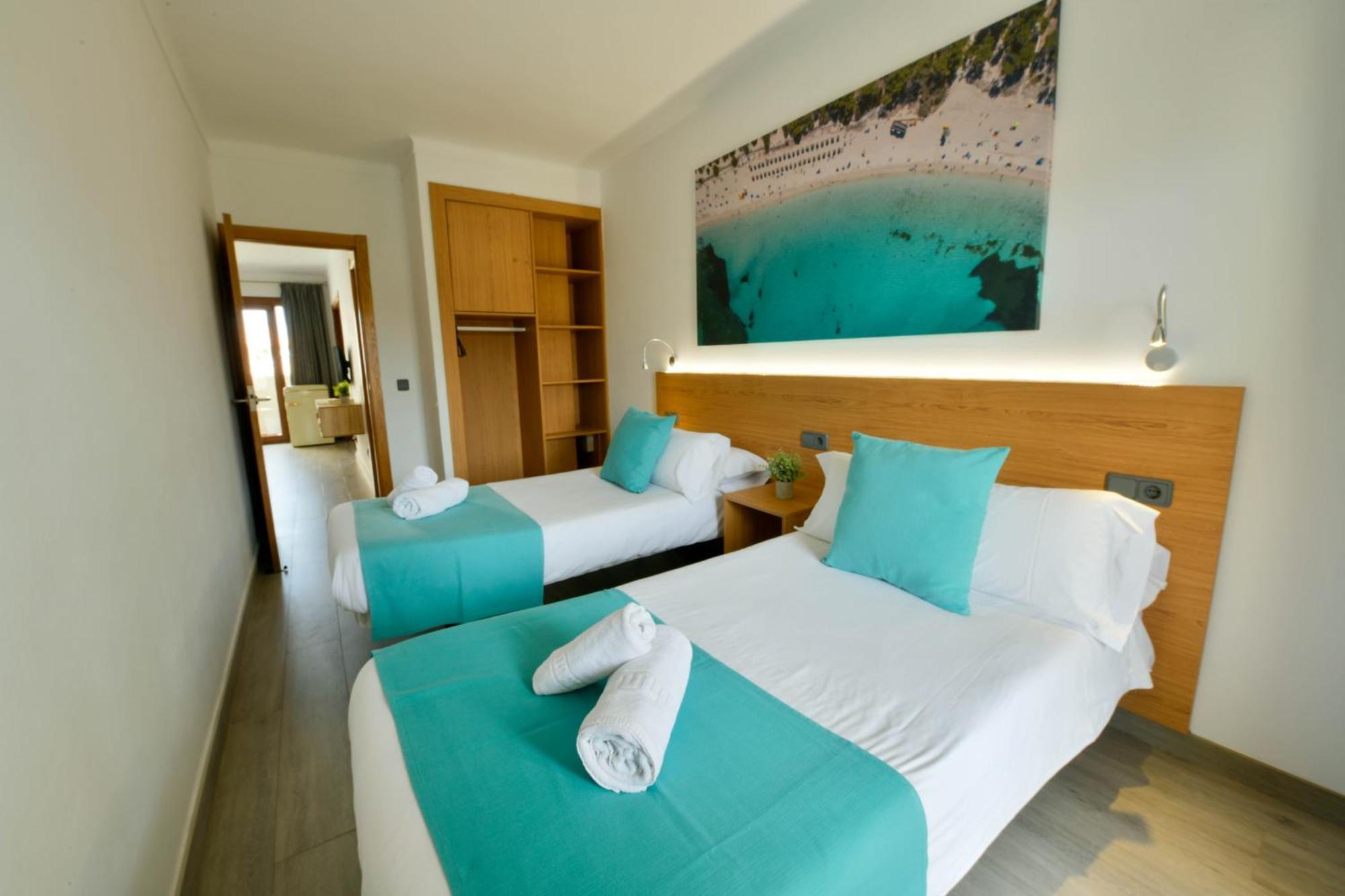 Apartamentos Estanques Colonia de Sant Jordi Luaran gambar